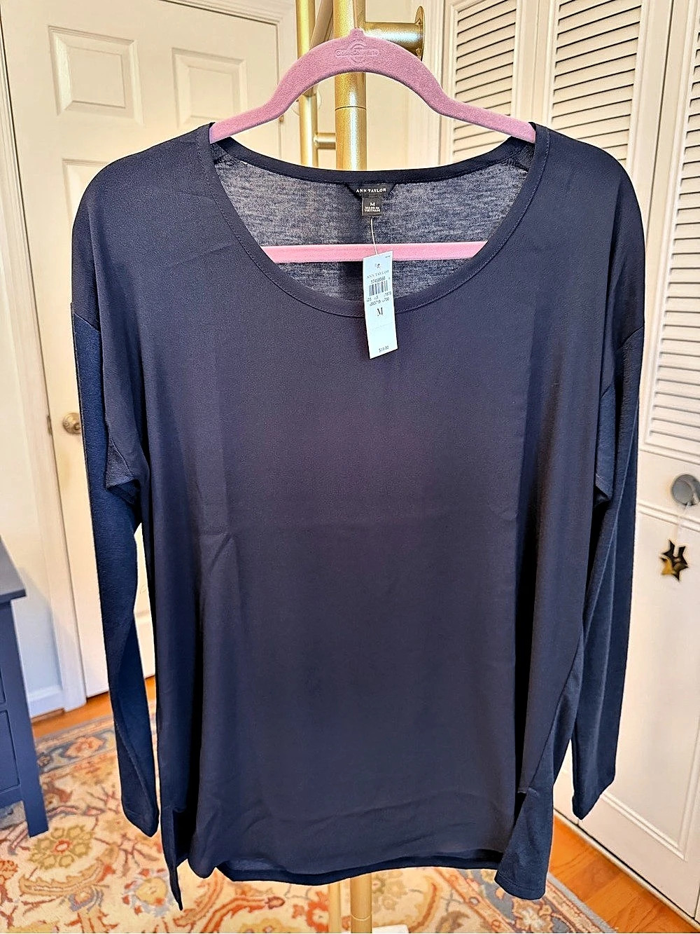 Ann Taylor Long Sleeve Top in Blue Size Medium NWT
